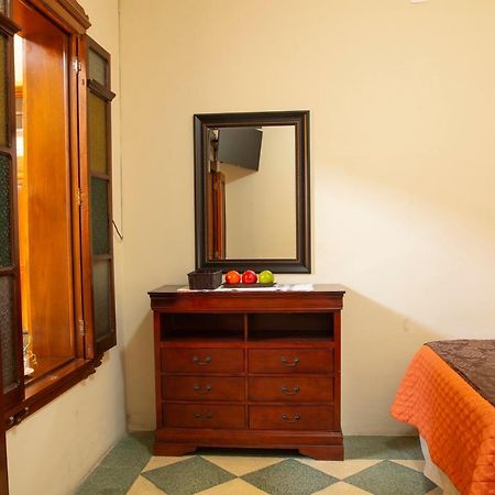 Hotel Casa Salome Guatemala City Exteriör bild