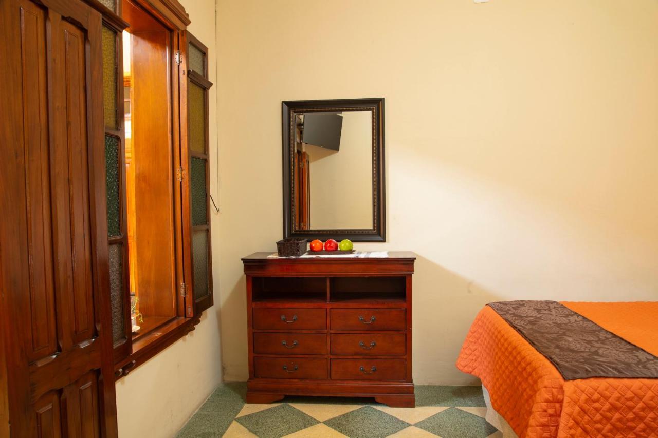 Hotel Casa Salome Guatemala City Exteriör bild