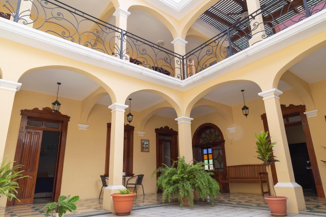 Hotel Casa Salome Guatemala City Exteriör bild